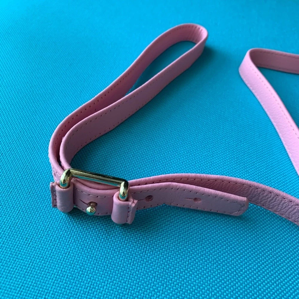 New Oscar De La Renta leather dog leash. - Picture 8 of 8